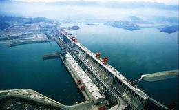 习近平考察三峡工程：大国重器必须掌握在我们自己手里
