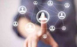 收设备定金5万，设备没有做，也没有退还定金，公司倒闭股东或法人会不会构成诈骗罪？