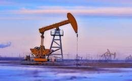 国际油价升至近期新高,油气装备题材概念股可关注