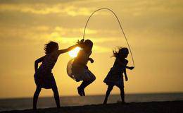 涨停板复盘：科创再度活跃；新能源、科技、汇率走哪一条？18.12.4