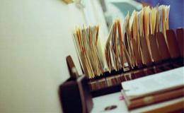 为什么对公司营业外收益比例过高应打问号？