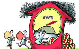 主动对管理层新的重组计划施加影响的原因是什么？